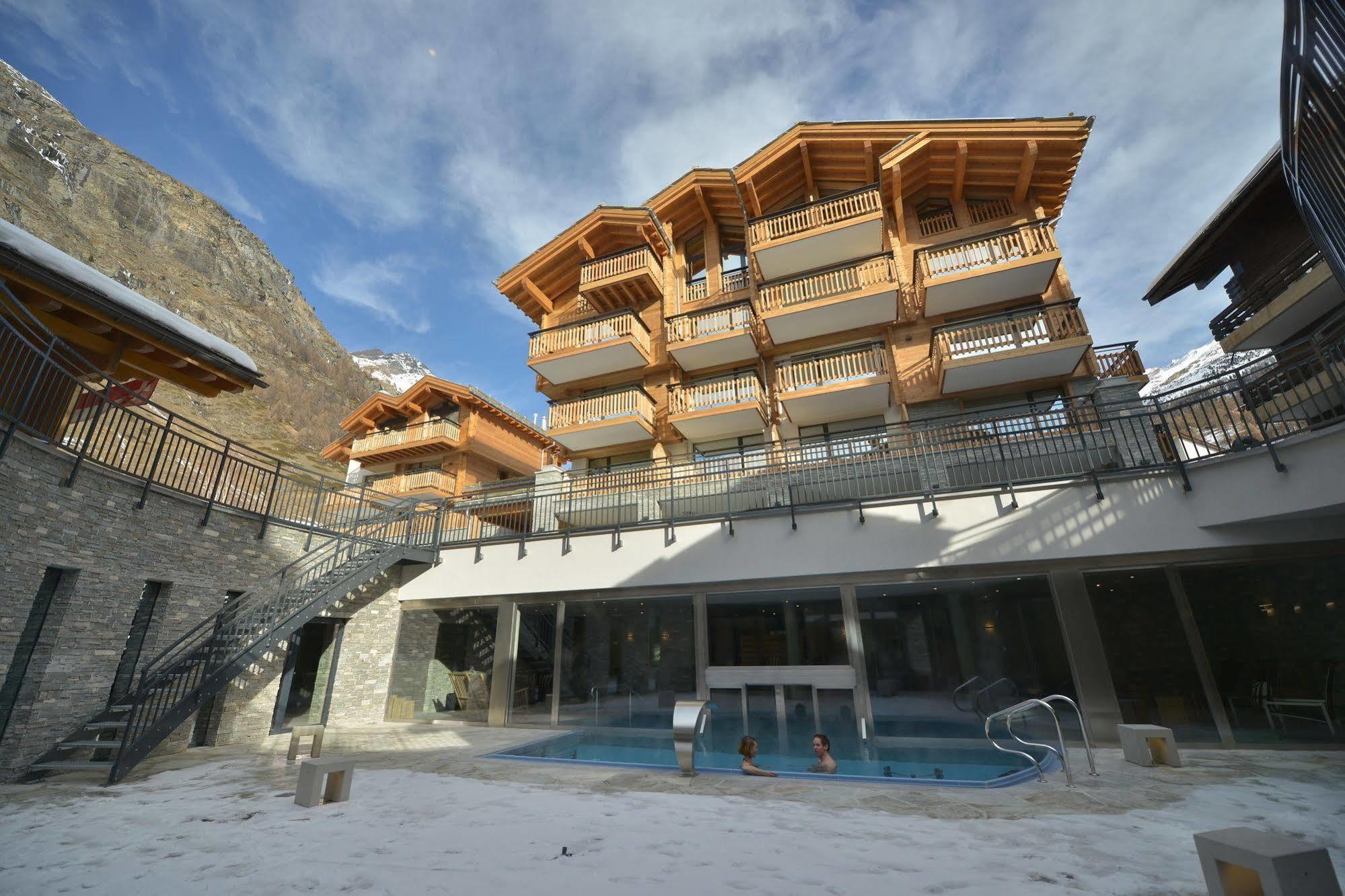 Alpenhotel Fleurs De Zermatt Ngoại thất bức ảnh